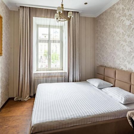 Romari Проспект Свободи 39 Lemberg Exterior foto