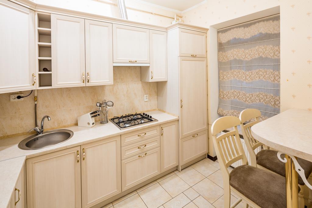 Romari Проспект Свободи 39 Lemberg Exterior foto